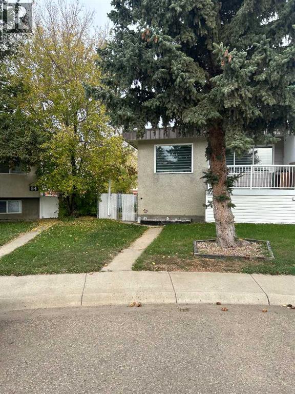 52 Westbrook Crescent W Property Photo 1