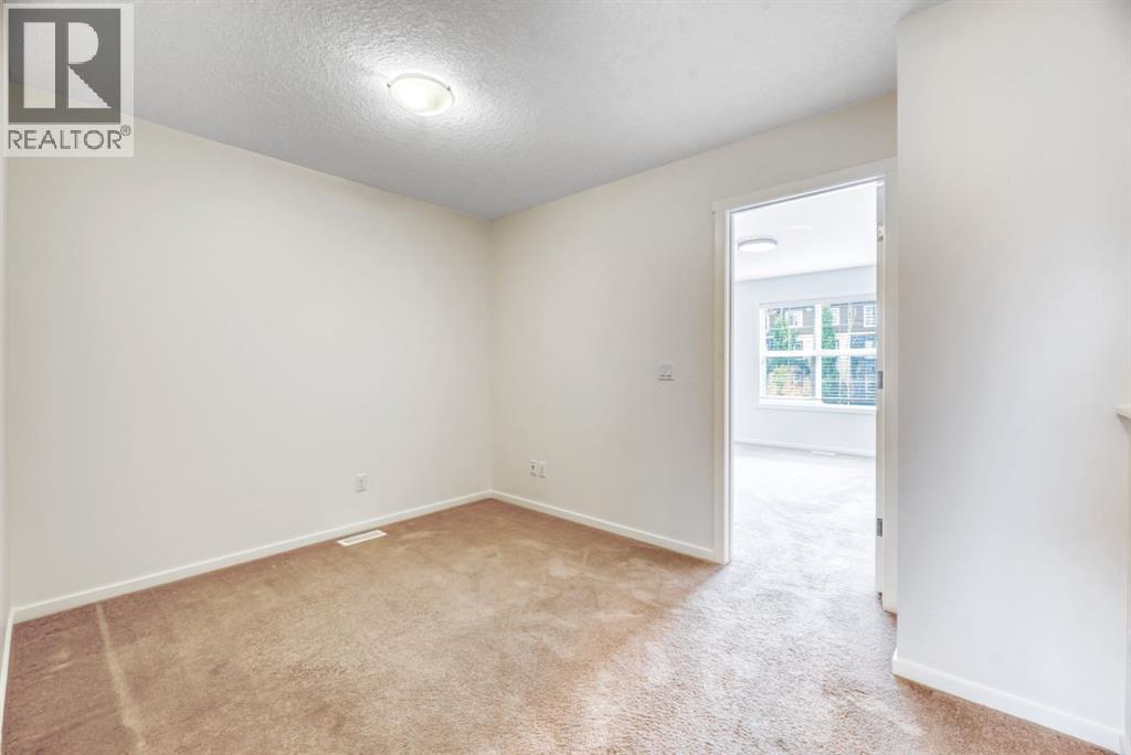 94 Legacy Boulevard Se Property Photo 23