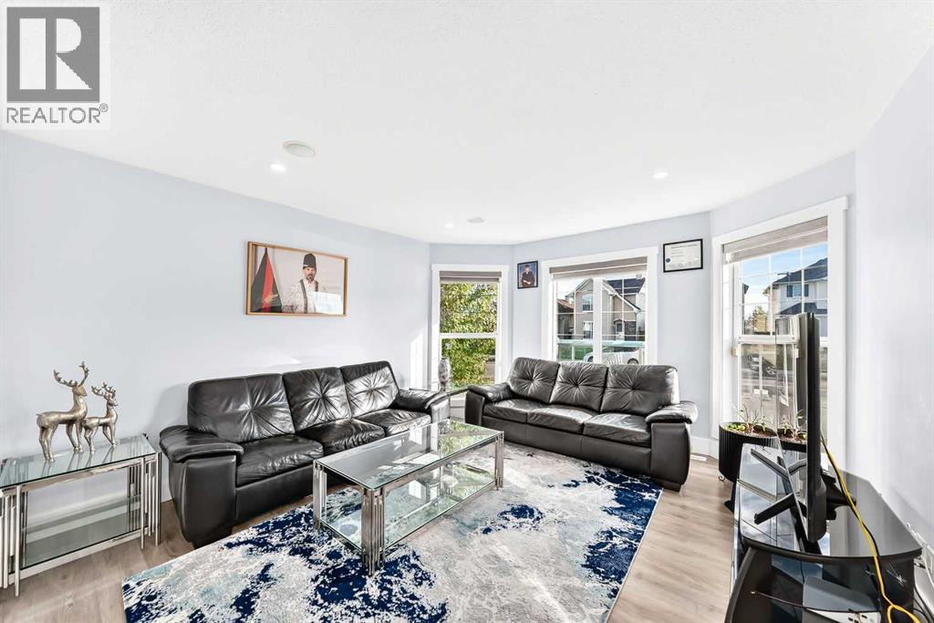 380 Taradale Drive Ne Property Photo 4