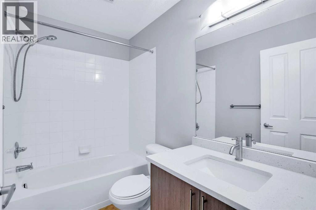 1140 Taradale Drive Northeast Property Photo 7