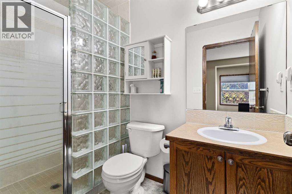 303 Addington Drive Property Photo 13