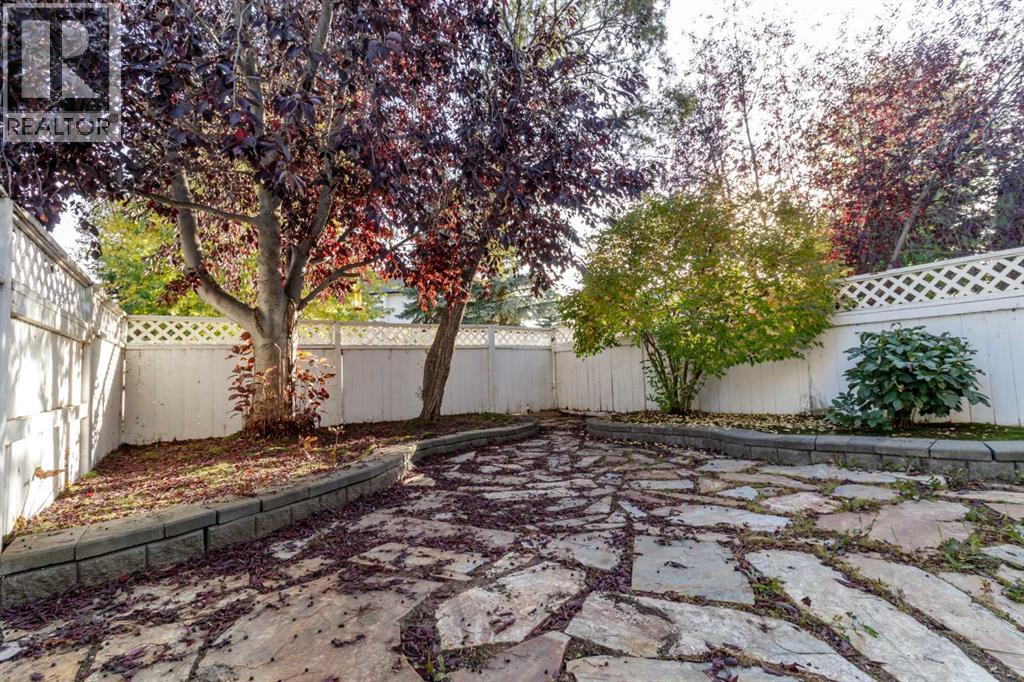 303 Addington Drive Property Photo 21