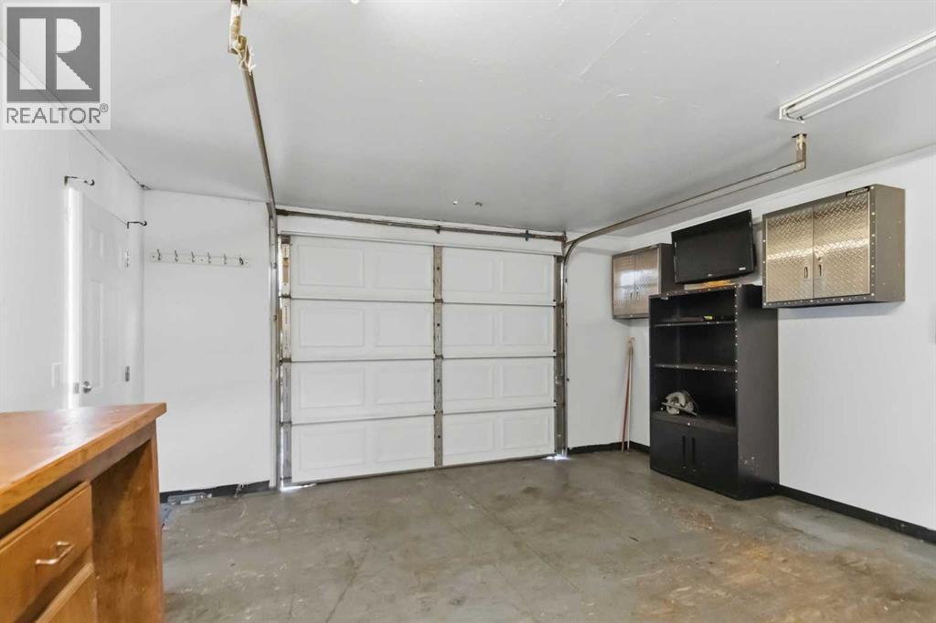 284 Caouette Crescent Property Photo 34