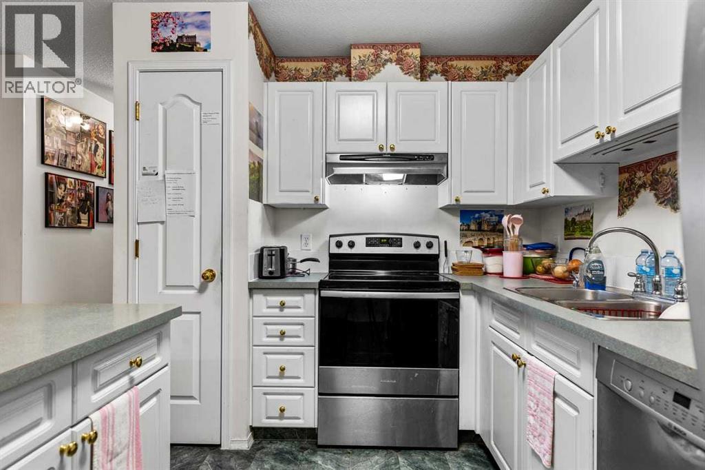 1723 35 Street Southeast Property Photo 7