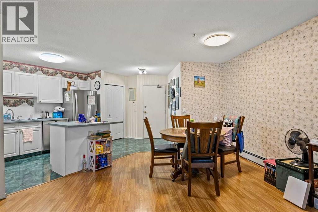 1723 35 Street Southeast Property Photo 9