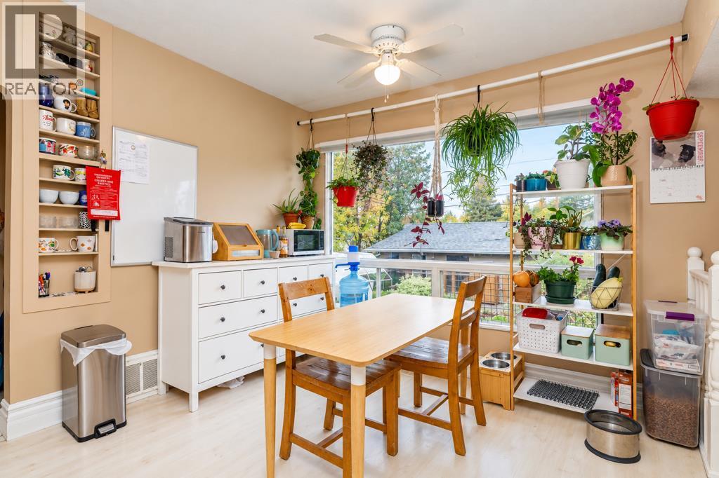 4518 52 Street Property Photo 12