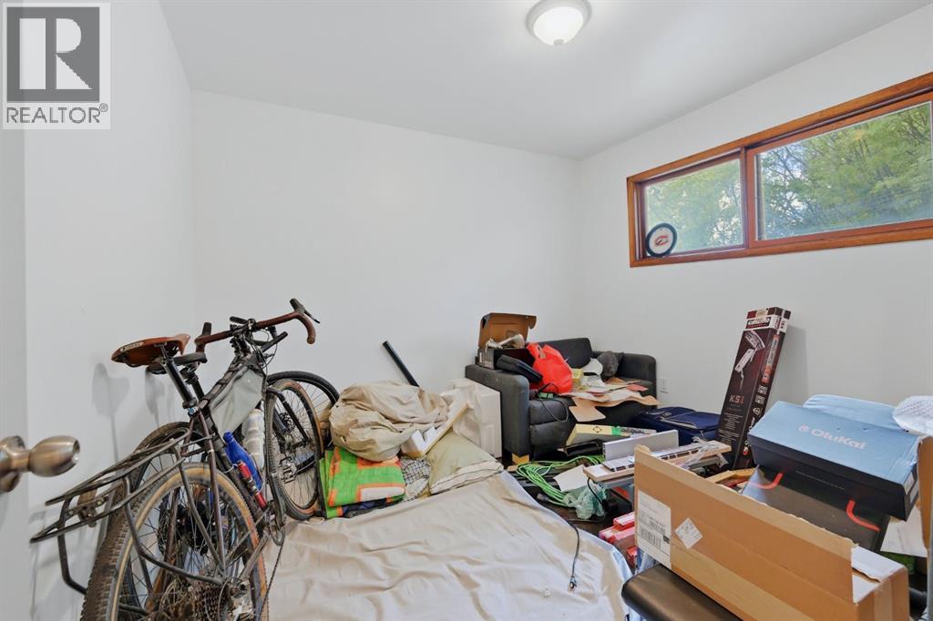 203 42 Avenue Sw Property Photo 24