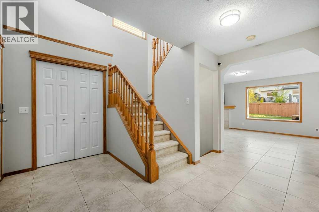 1041 Cranston Drive Se Property Photo 4