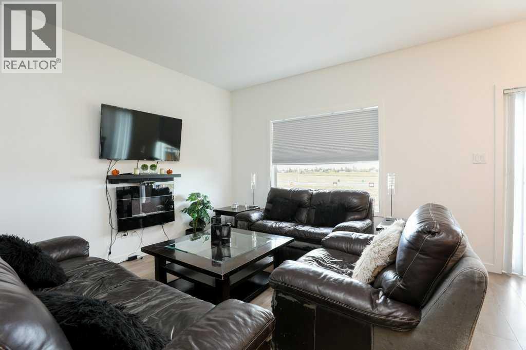 182 Caribou Bend N Property Photo 15