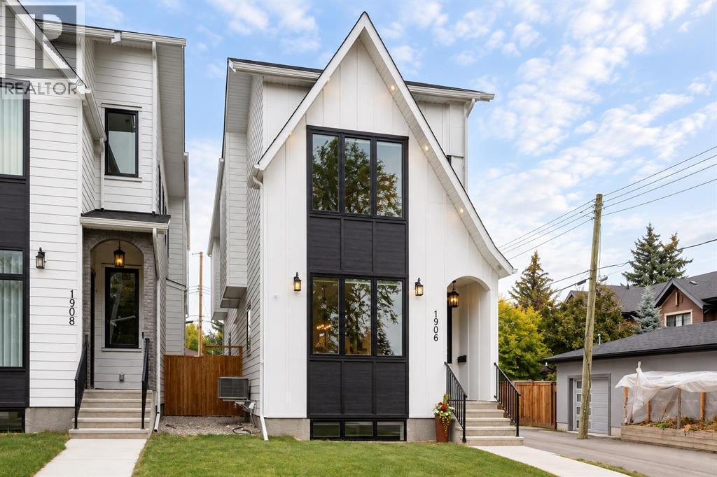 1906 43 Avenue Sw Property Photo 1