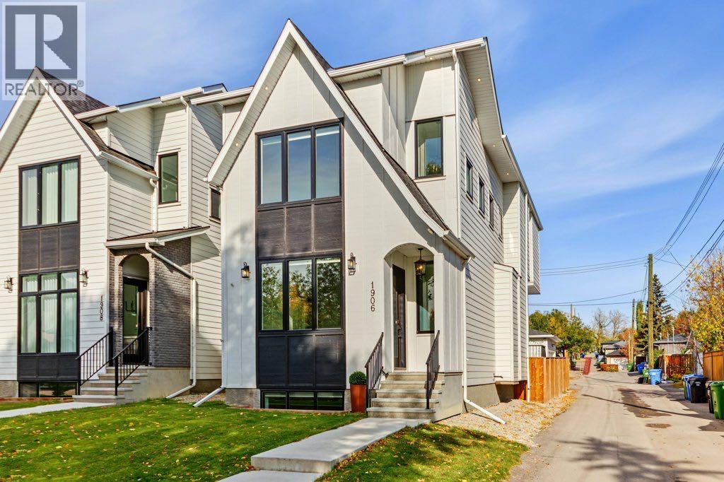 1906 43 Avenue Sw Property Photo 2