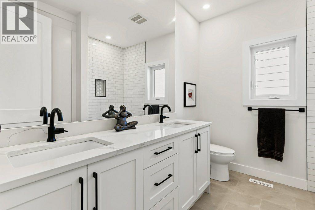 1906 43 Avenue Sw Property Photo 19