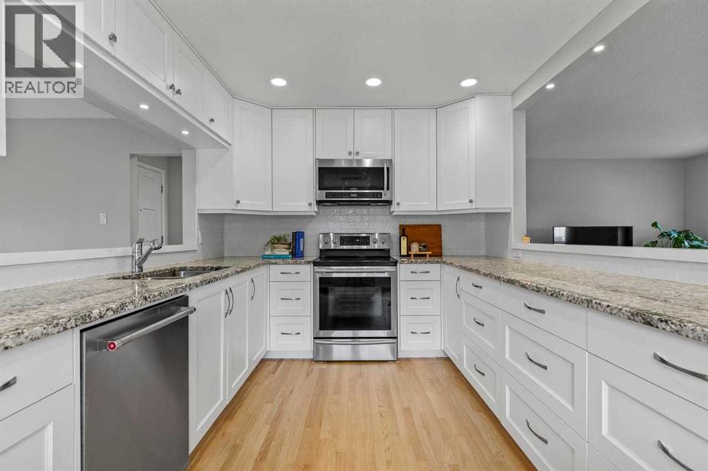 232 Lake Wapta Rise Se Property Photo 3