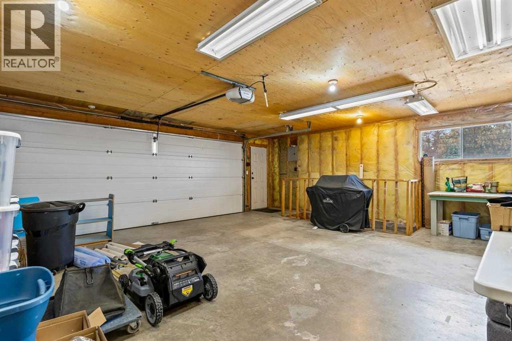 232 Lake Wapta Rise Se Property Photo 23