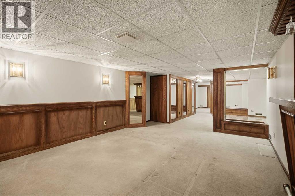 20 Midpark Crescent Southeast Property Photo 27