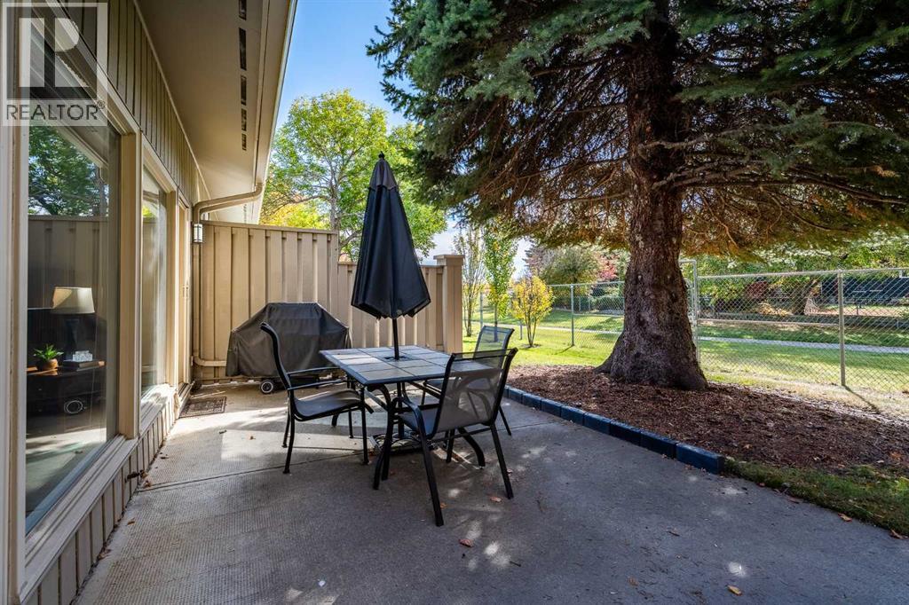 20 Midpark Crescent Southeast Property Photo 28