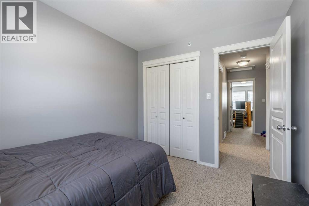 635 6 Street South Property Photo 13