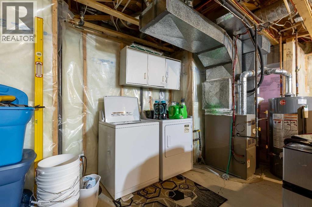 635 6 Street South Property Photo 17