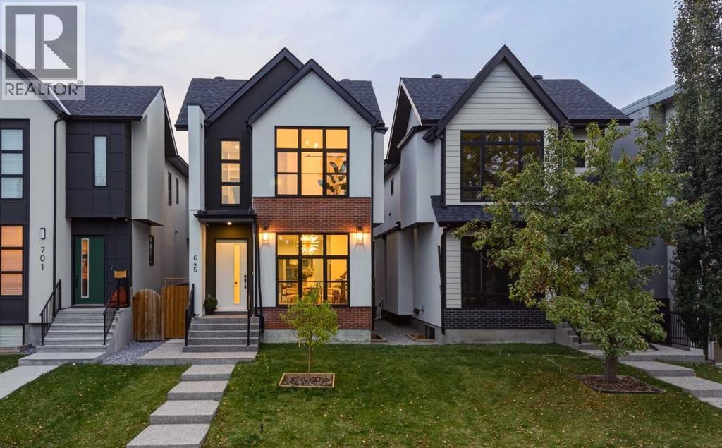 645 36 Street Sw Property Photo 1