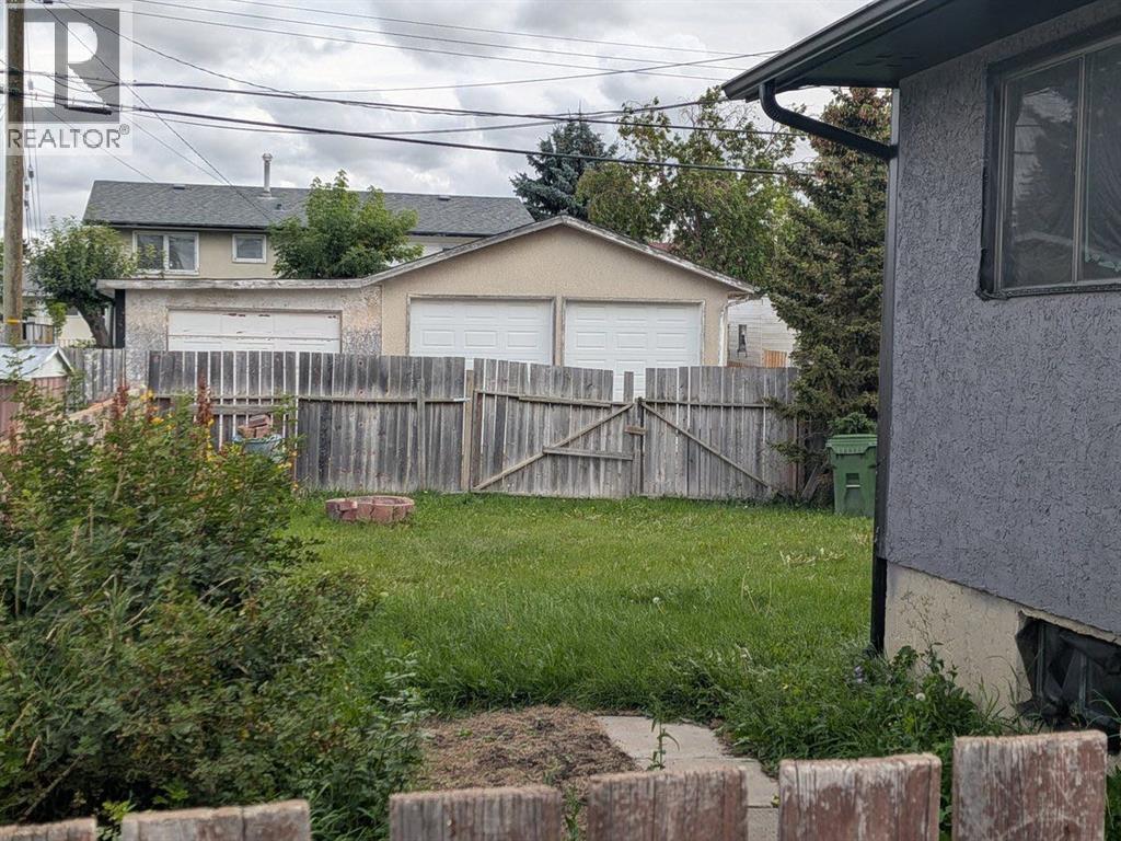 924 60 Street Se Property Photo 5