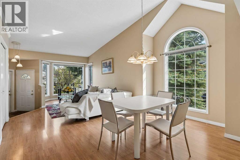 525 Shawinigan Drive Sw Property Photo 3