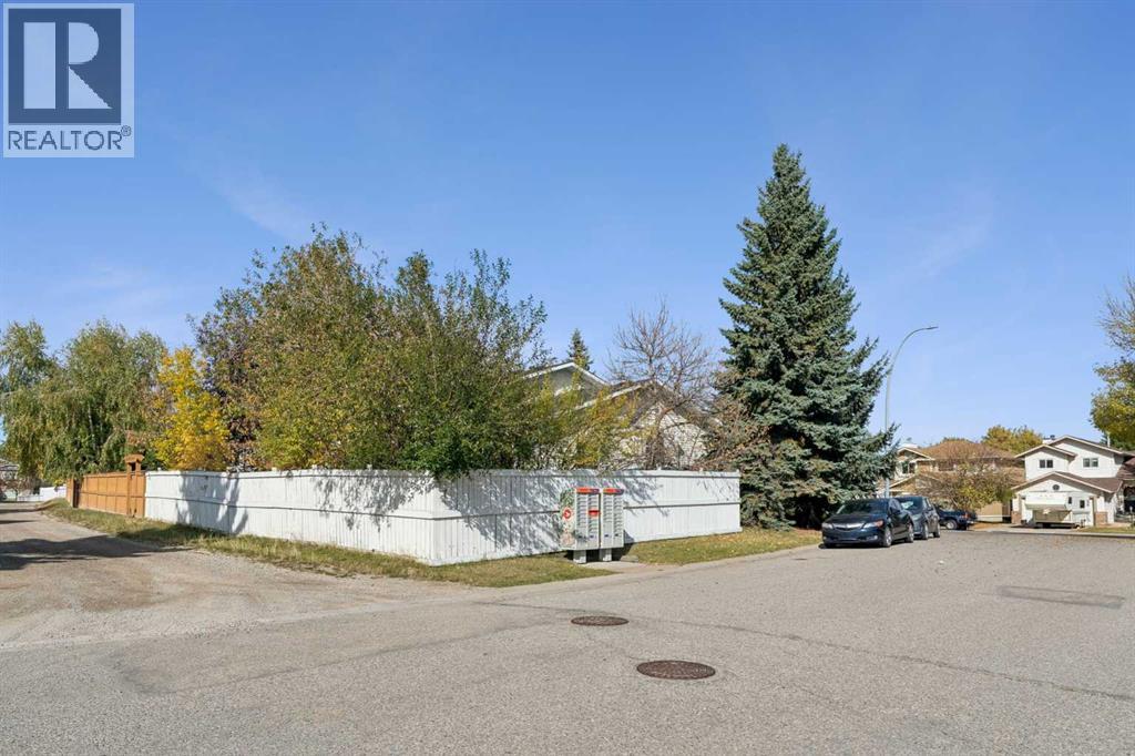 525 Shawinigan Drive Sw Property Photo 22