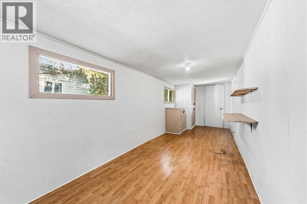 831 2nd Avenue Property Photo 3