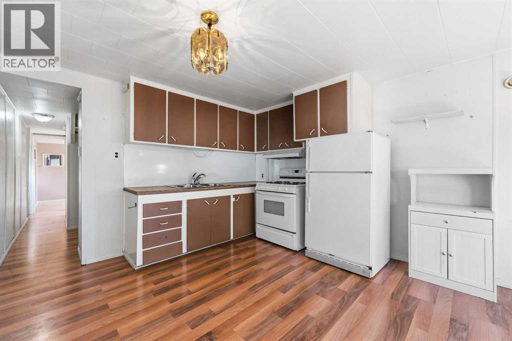 831 2nd Avenue Property Photo 14