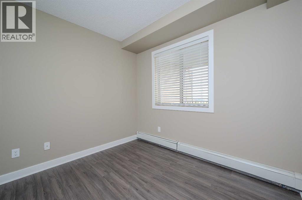 355 Taralake Way Northeast Property Photo 15