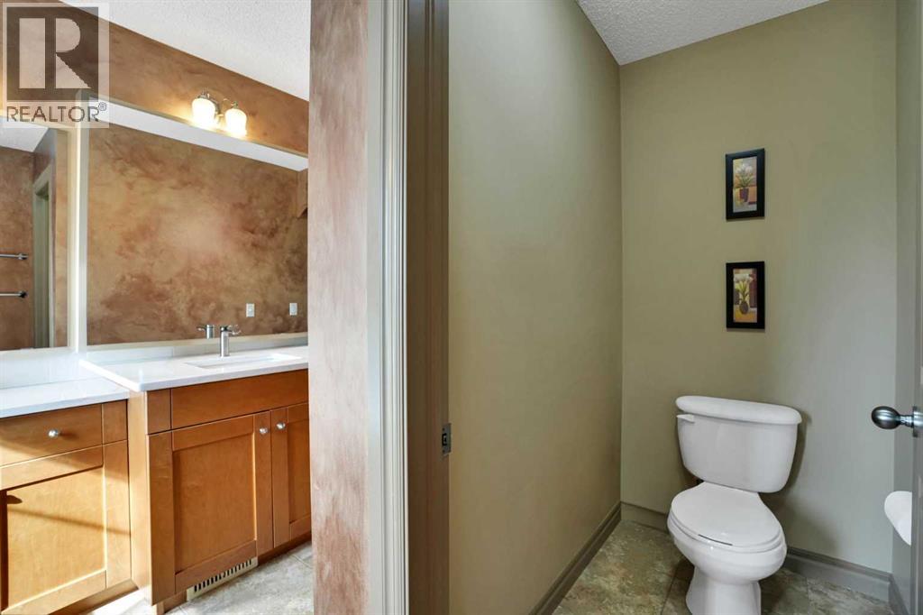 264 Willowmere Close Property Photo 37