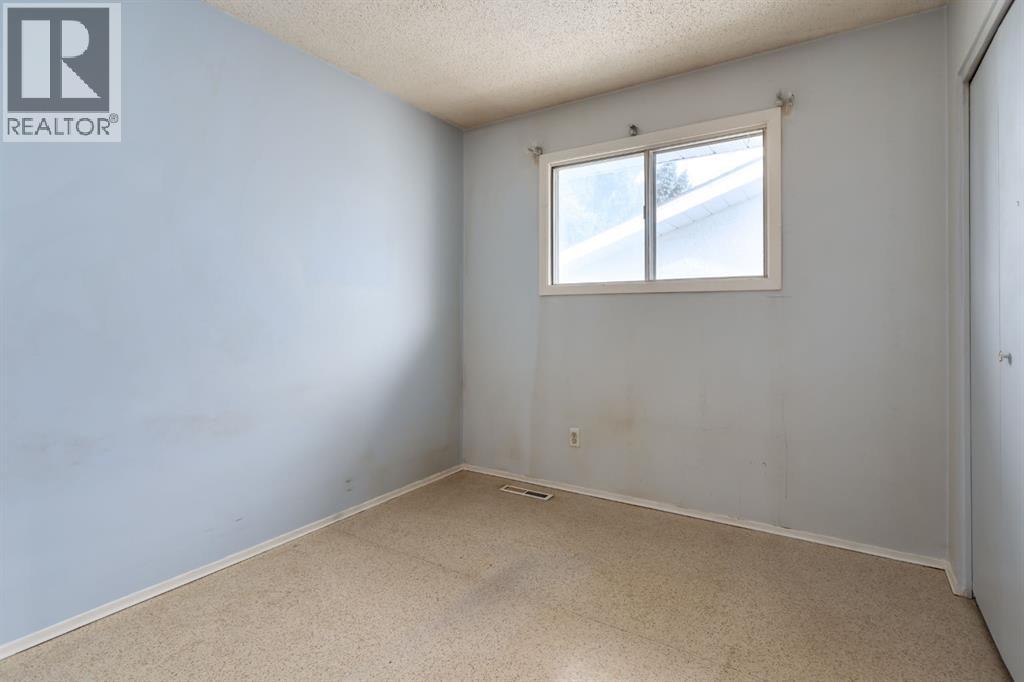4724 Nipawin Crescent Nw Property Photo 12