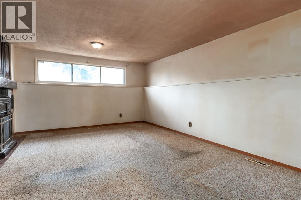 4724 Nipawin Crescent Nw Property Photo 15