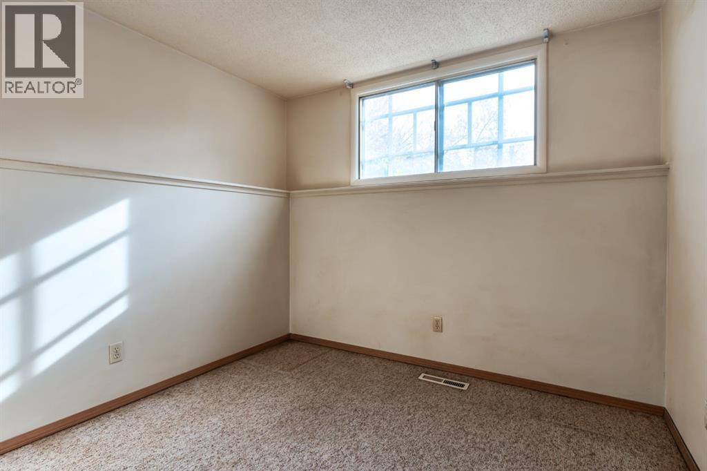 4724 Nipawin Crescent Nw Property Photo 17
