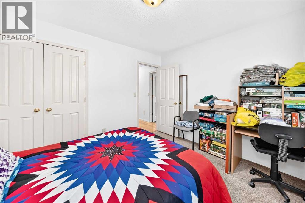 4310 60 Avenue Property Photo 22