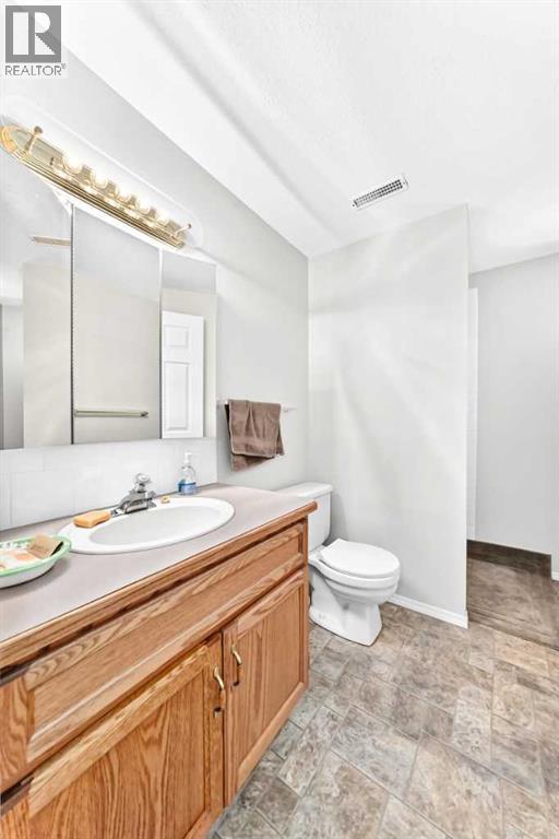 4310 60 Avenue Property Photo 34