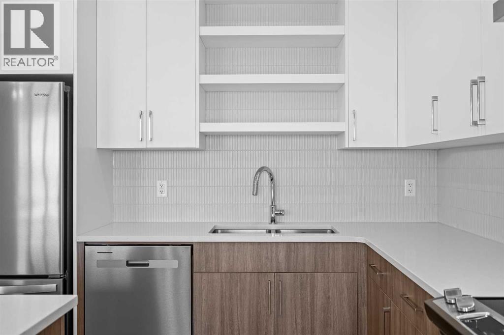 131 Greenwich Drive Nw Property Photo 11
