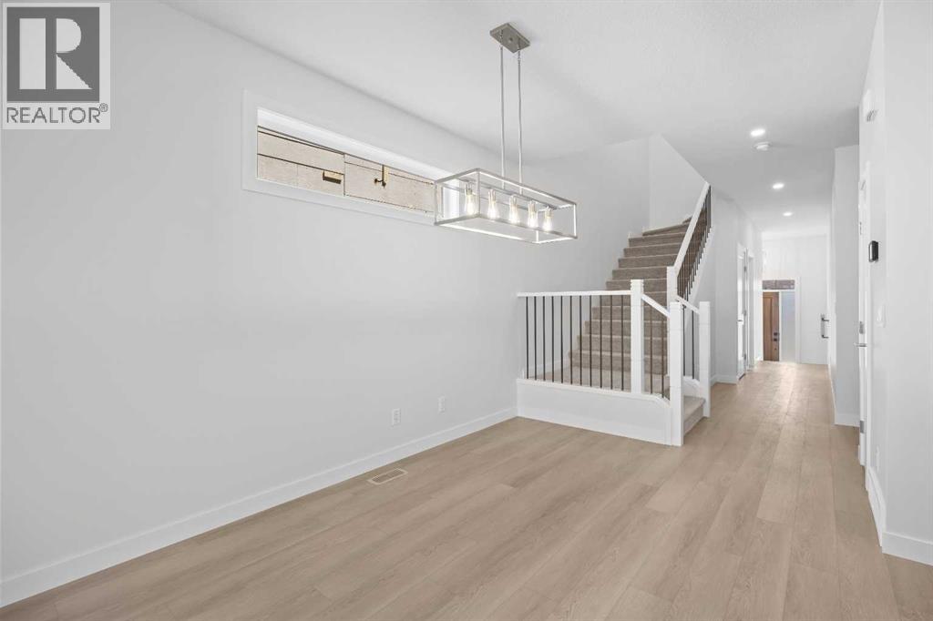 131 Greenwich Drive Nw Property Photo 15