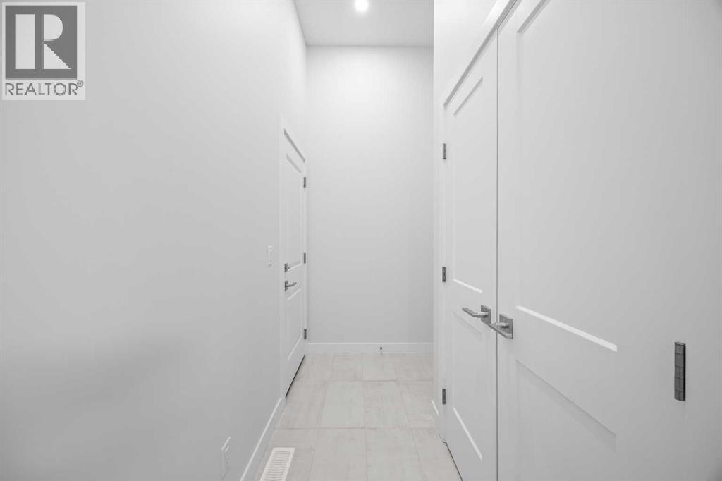 131 Greenwich Drive Nw Property Photo 21