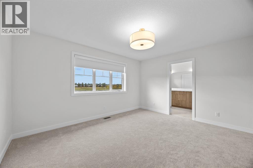 131 Greenwich Drive Nw Property Photo 27