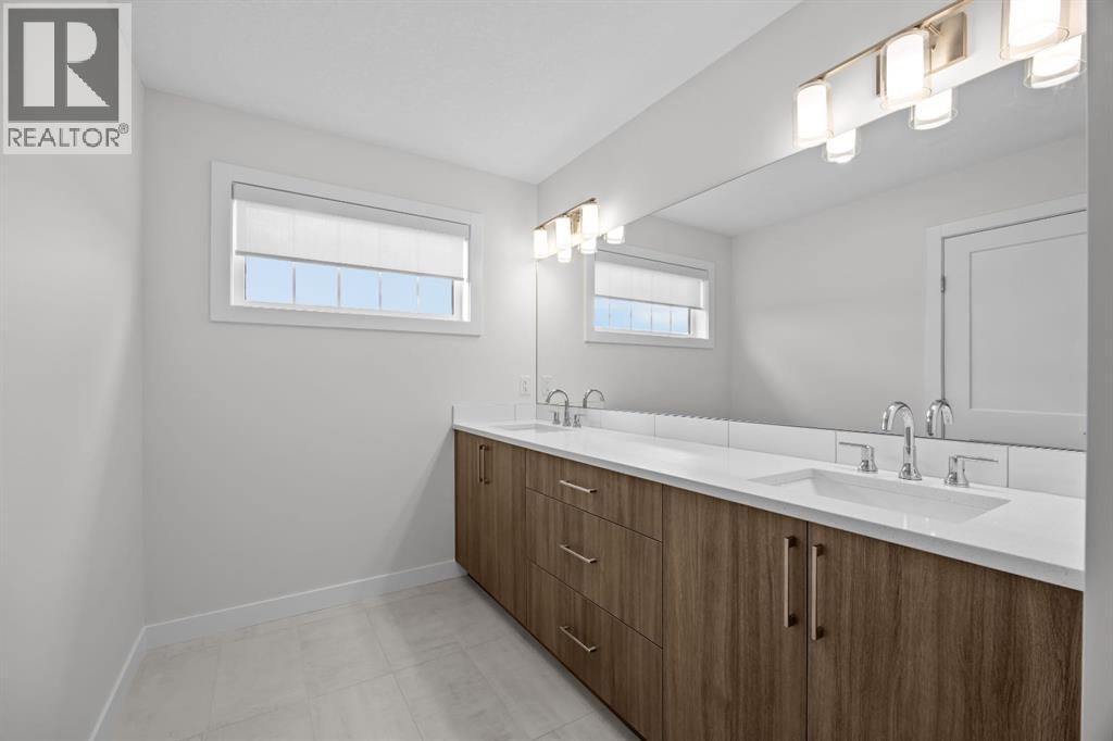131 Greenwich Drive Nw Property Photo 30
