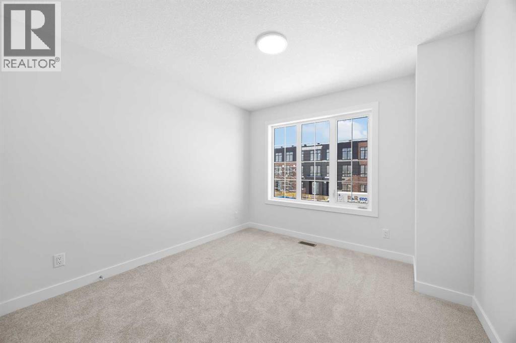 131 Greenwich Drive Nw Property Photo 35