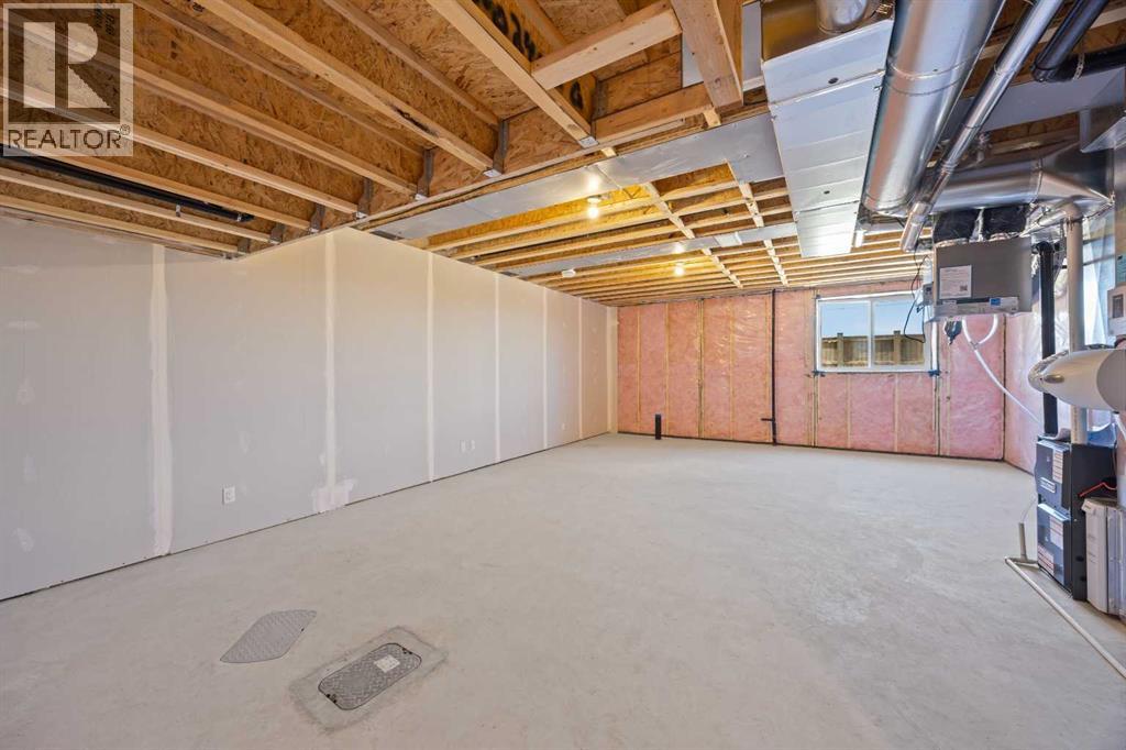 131 Greenwich Drive Nw Property Photo 43