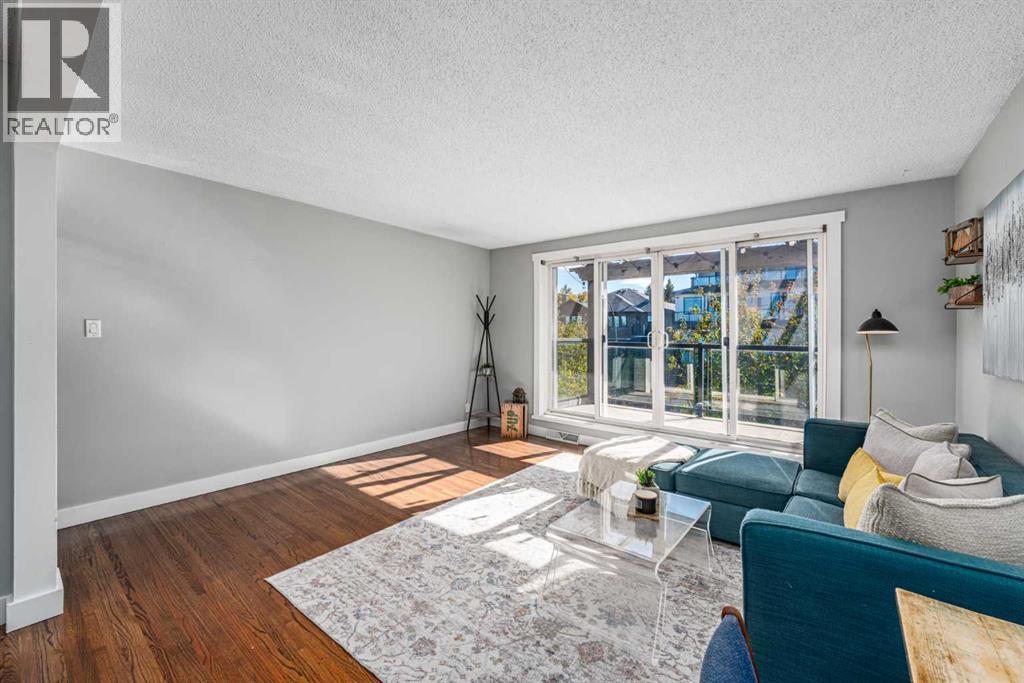 1908 28 Avenue Southwest Property Photo 7