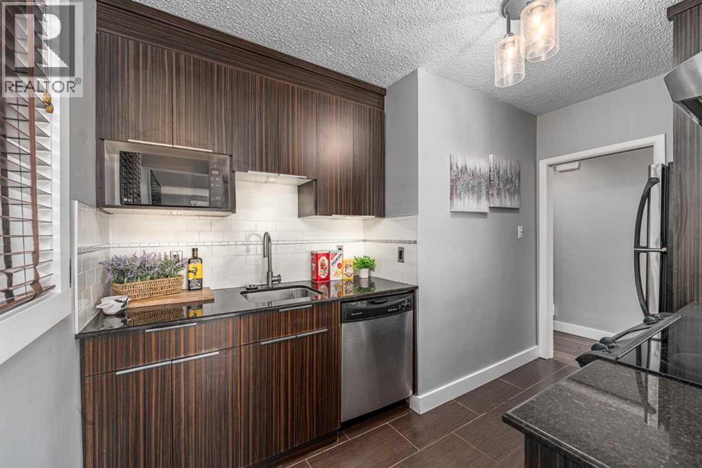 1908 28 Avenue Southwest Property Photo 11