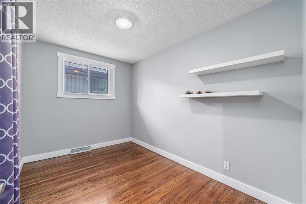 1908 28 Avenue Southwest Property Photo 16
