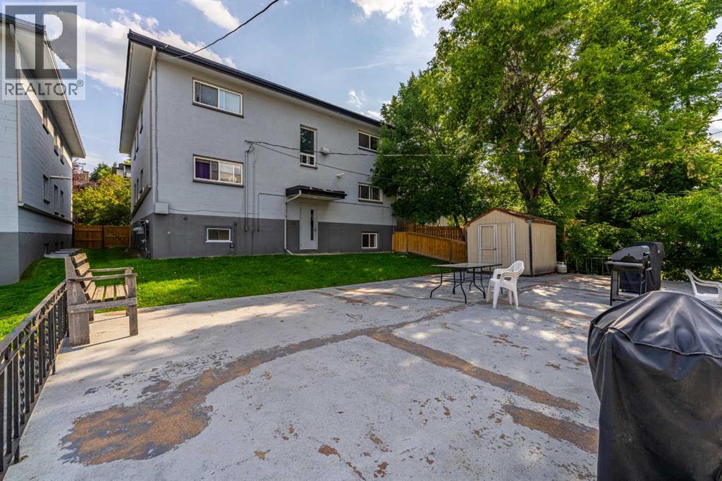1908 28 Avenue Southwest Property Photo 24