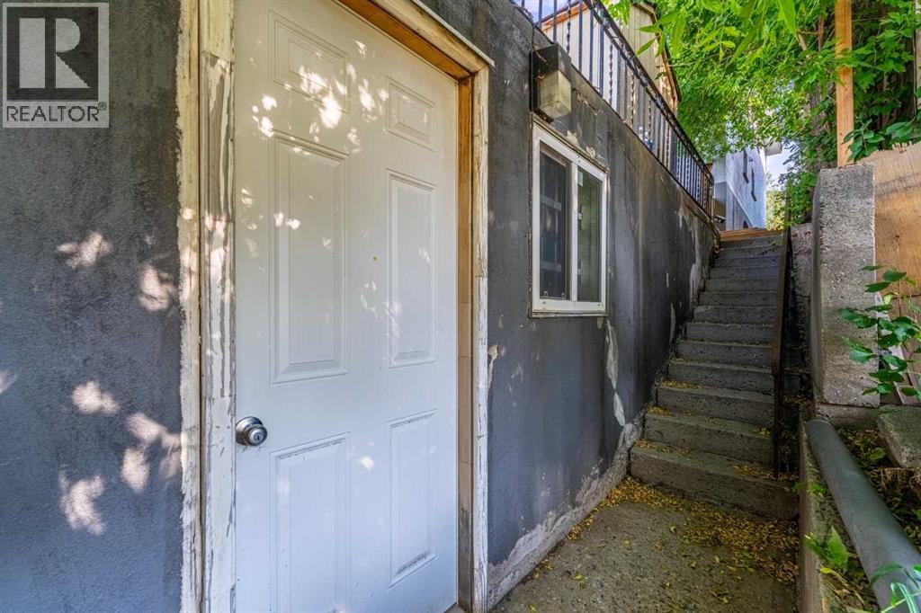 1908 28 Avenue Southwest Property Photo 25