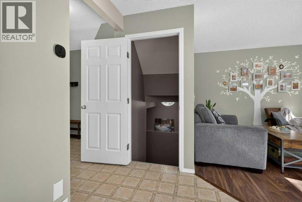 11 Cimarron Meadows Bay Property Photo 22
