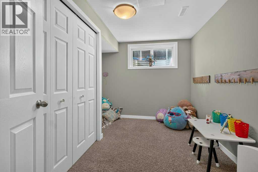 11 Cimarron Meadows Bay Property Photo 30