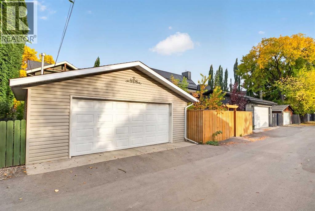 3017 3 Street Sw Property Photo 24